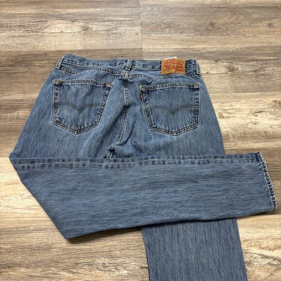 Levi's 501XX Red Tab  Blue Mens 34x31 Straight Leg Button Fly Mid Wash Jeans - Picture 1 of 12